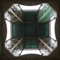 A shot from the exact center of the tower.