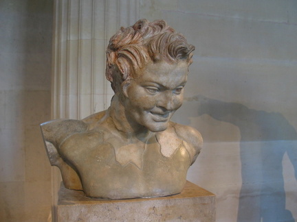 I liked the grin on this statue :-)
